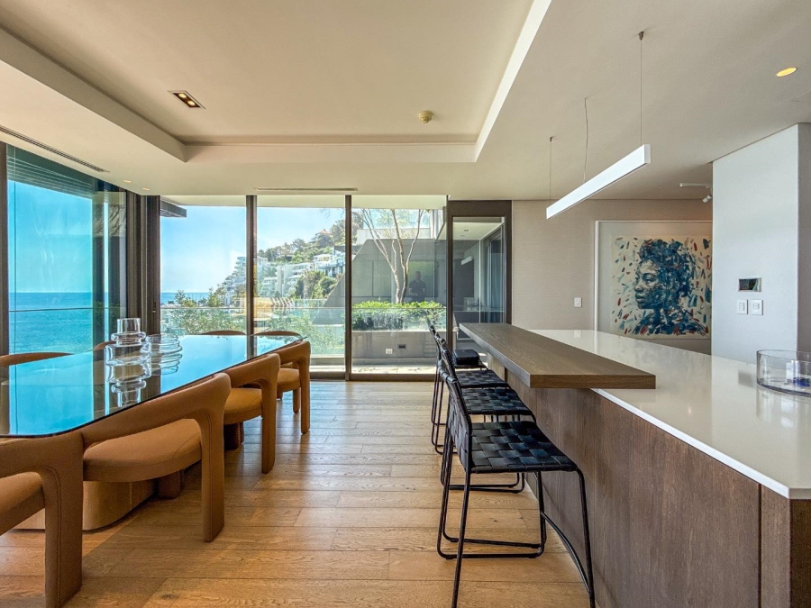 5 Bedroom Property for Sale in Clifton Western Cape